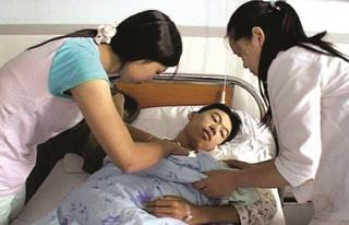 爱的痕迹，我该接受男友想前女友吗？