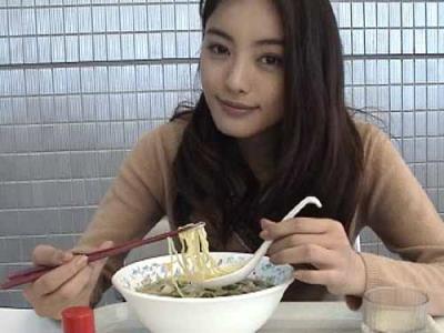 爱的痕迹，我该接受男友想前女友吗？