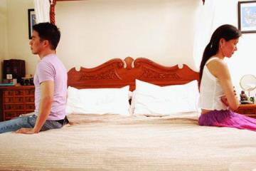 男人对女人攻心28招，要看着她的眼睛！