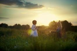 我的见鬼女友，她对男女之事竟一无所知!