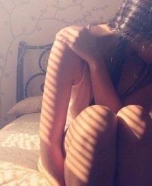 伤痛的初恋 让女人成我寂寞时的消遣