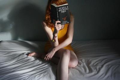 从不喜欢孤单一个，不过是受够了失望！