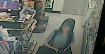 女子反锁家中饿死，亲人表现淡漠