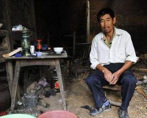 光棍好苦,生活就象一团死水!