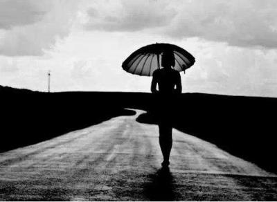 一个人的时候，将真实的自己淡淡放逐！