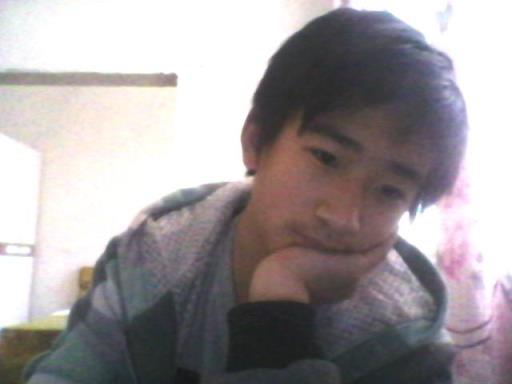 我想找个男朋友，最好是近水楼台先得月!