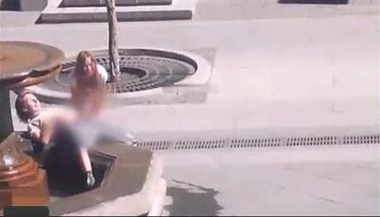 舌头探了进去舔的好爽，整个人都要飘了！