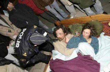 春节女婿插了我，我肥大的屁股深深地吸引了他！