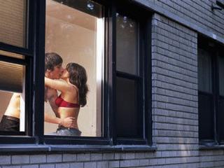 一家人相互换着曰，这成为我家的秘密！