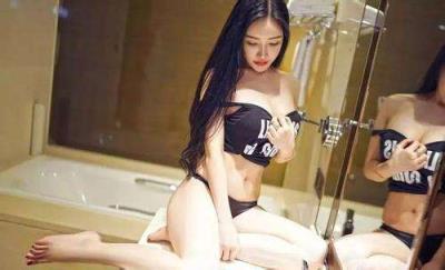 邻居家的姐姐，似乎在呼唤我赶快上去！