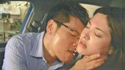 恩啊舔我啊哦好爽,我就这样被总裁强上!