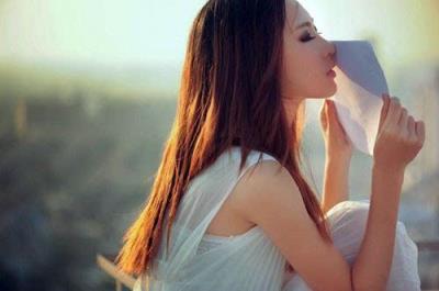 一个女记者的开放人生，从他的嫌弃中夭折!