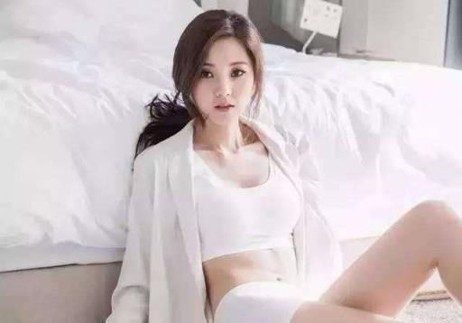 嗯老师你下面好紧,好舒服!