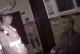 大爷麻将砸伤牌友，事后认识到错误主动道歉