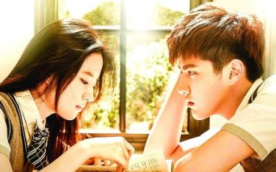 致青春原来你还在这里，是错过一段浪漫美好的爱情!