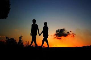 他一定很爱你，人无法抗拒自己的内心！