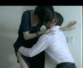 老婆被别人玩，先就玩了别人的老婆！