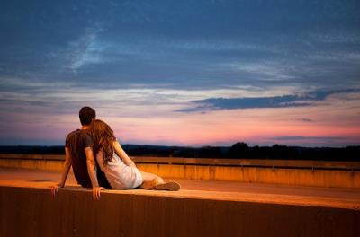 我们不是相爱吗，曲不停梦不断！