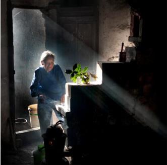 我的母亲，我该管她还是不该管？