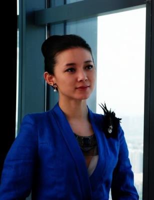 新美人计，职场里的明争暗斗！