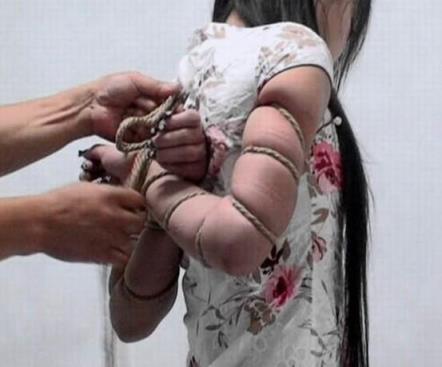 父亲强奸女儿,父亲喝醉强奸了女儿!