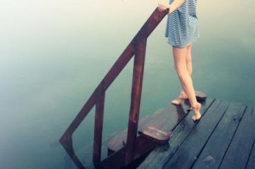 被抛弃的人，最后成了他的儿媳！