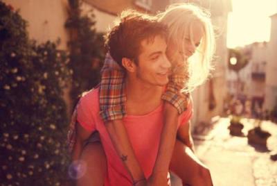 世界欠我一个初恋，一种梦幻般的爱！