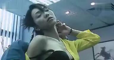 胸被对象吃是什么感觉，能使女性兴奋调动起来！