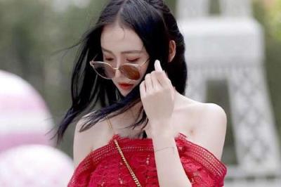 什么动作能把男生撩到有反应？这五个动作让男生对你欲罢不能