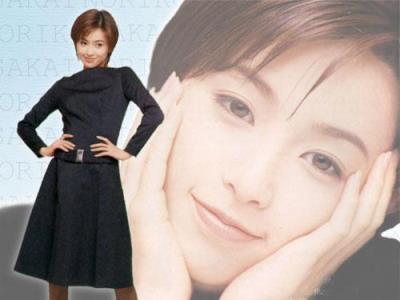 酒井法子新恋情,与一名神秘男子逛街约会