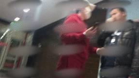 郝蕾新恋情疑曝光，身材微胖的男子现身