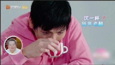 郭碧婷自曝谈过5次恋爱,向佐满脸都透着心疼