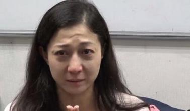 那个女孩为你哭红了双眼，一定要好好的珍惜！