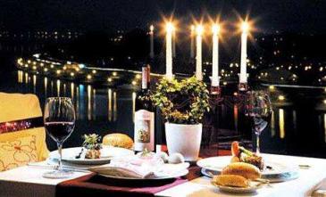 七夕节送什么给女朋友，女生总是缺一个色号的口红！