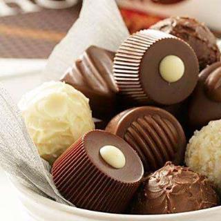 送女性朋友礼物排行榜，十大必送礼物！