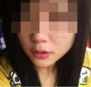 女孩卧室直播割腕，因失恋做出的傻事