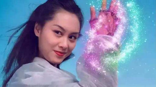 曾经有一份真挚的爱情摆在我面前，失去了才后悔莫及！