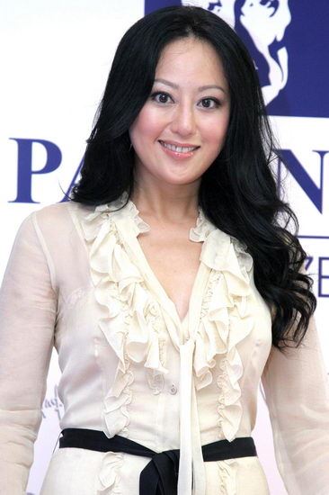 章小蕙三级《桃色》剧照 章小蕙个人资料介绍