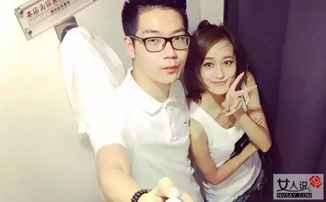 河南浴室门照片流出 未成年少女演活春宫十八禁淫乱不堪