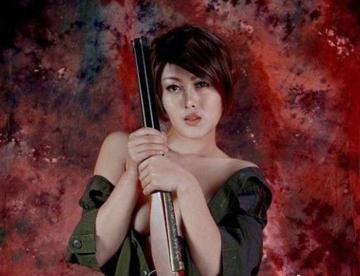 模特傲蕾人体艺术照片曝光 傲蕾格格为艺术献