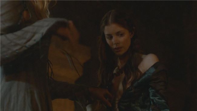 《权力的游戏》第一至五季所有露点图片及视频时间整理