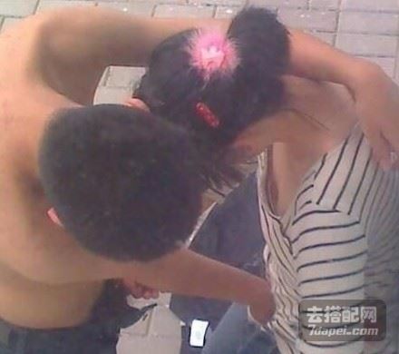 90后中学生《墙角门》 现在的学生太放肆了