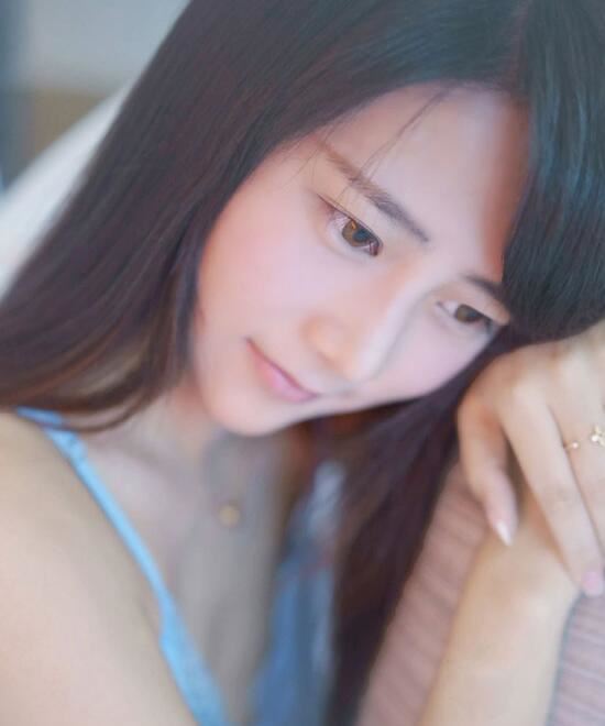 清纯校花沦为玩物 娇羞的校花就这样被征服了