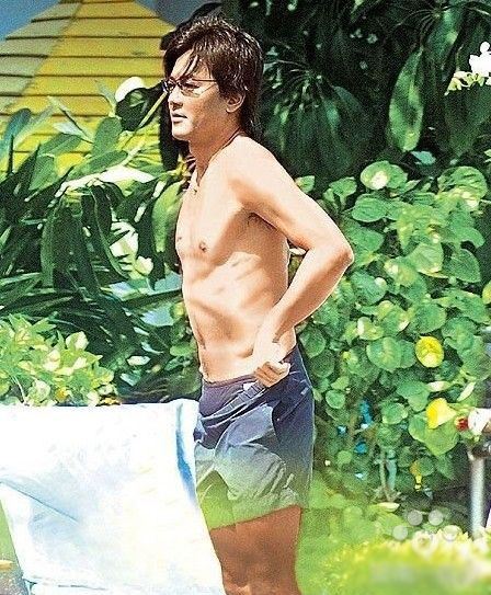 彭于晏激凸照曝光 盘点娱乐圈男星激凸照全集