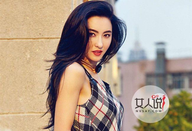 【图】张柏芝的黑木耳全套 欲女全裸雅照流出表情极其淫荡不堪