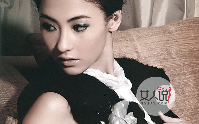 【图】张柏芝的黑木耳全套 欲女全裸雅照流出表情极其淫荡不堪