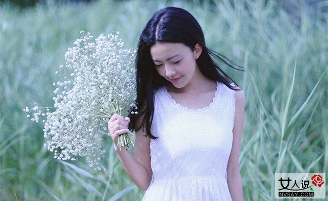 好色的女老师 在陌生男引诱下我无法自拔