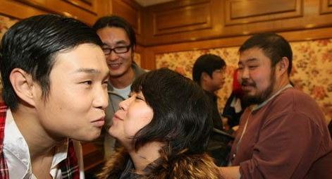 小沈阳离婚了吗？ 小沈阳离婚小三照片曝光