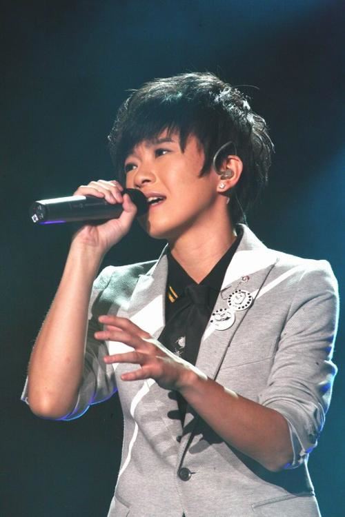 张芸京个人资料简介及照片 张芸京女装大集