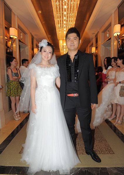 潘长江女儿潘阳个人资料 揭潘阳身高有多高